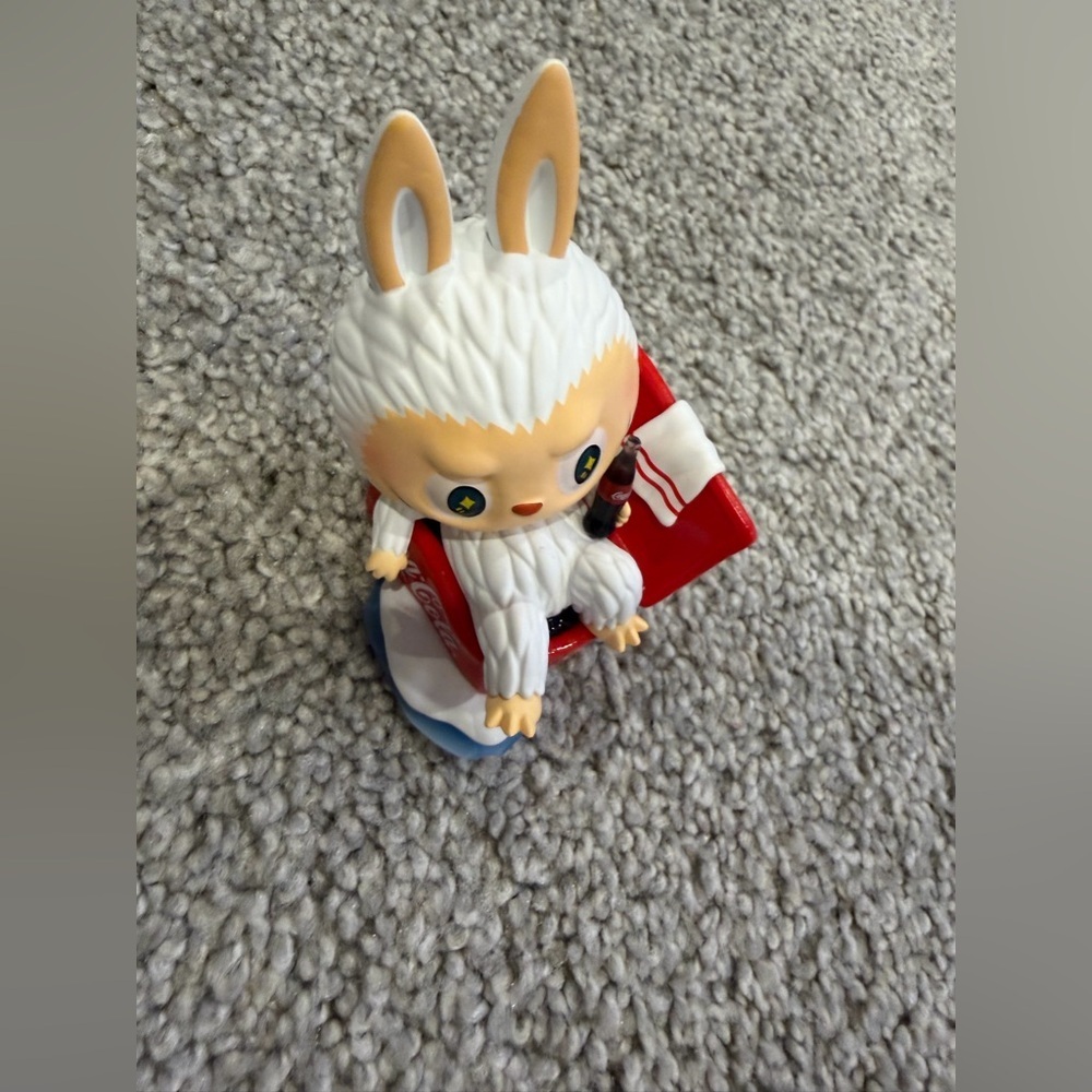Pop mart Labubu The Monsters Coca Cola Series "Special Sofa" Confirmed - Picture 2 of 6